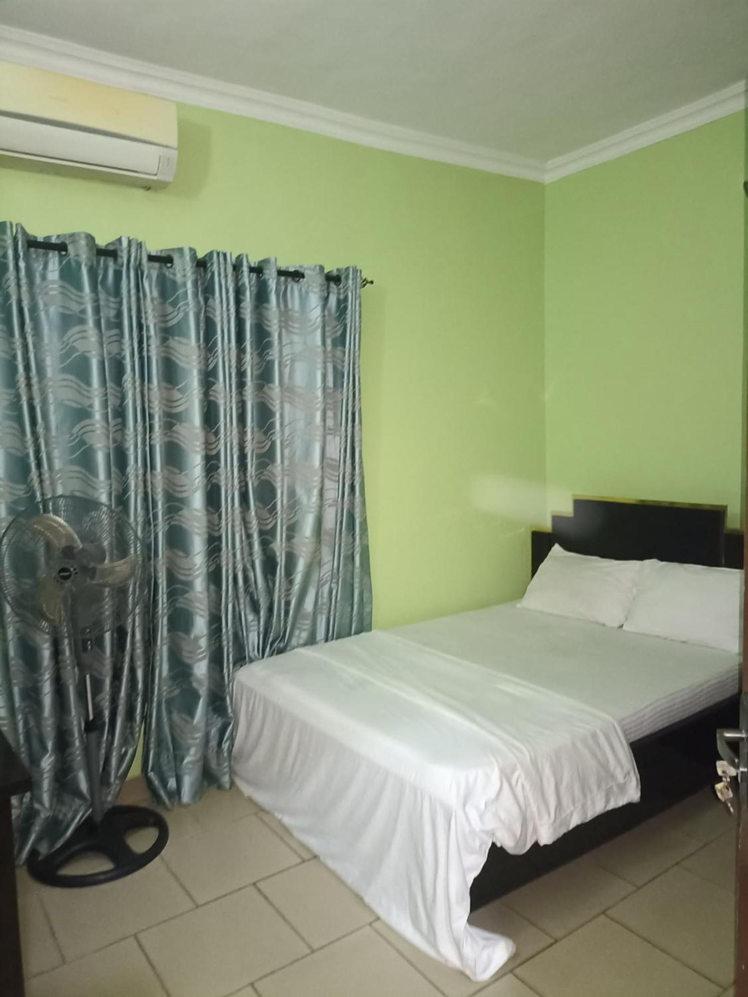 Haute Aparthotel Ikeja Kültér fotó
