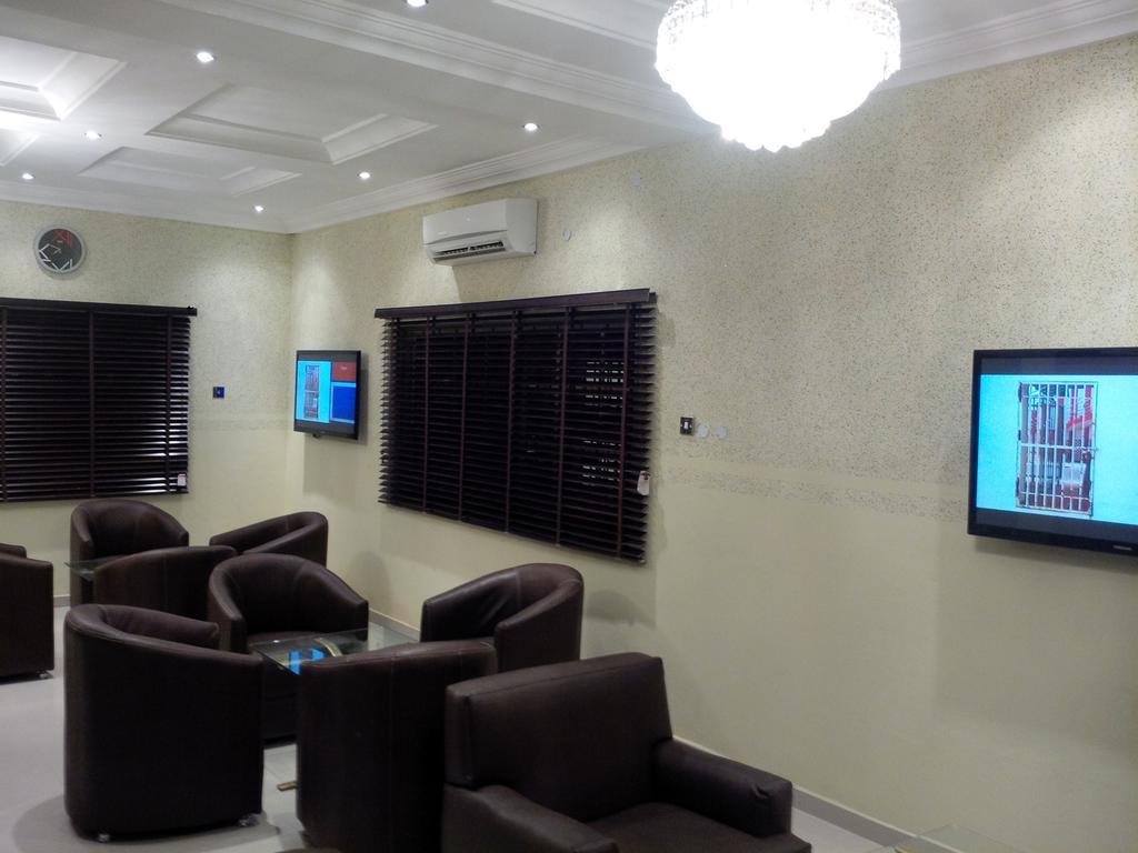 Haute Aparthotel Ikeja Kültér fotó